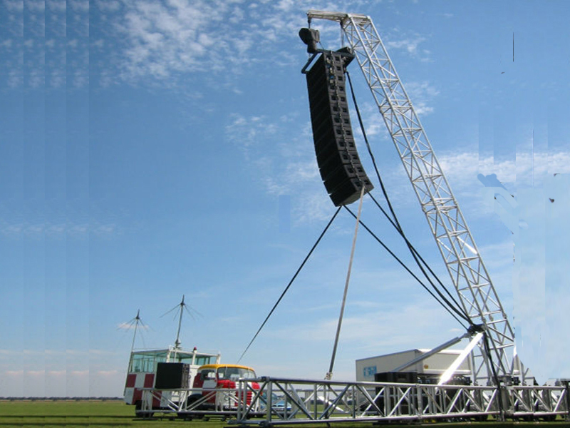 Tháp giàn loa 9 m hỗ trợ spigot công suất 1000 kg
