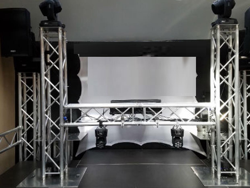 DJ Trusses: Xương sống của Sản xuất Sự kiện Chuyên nghiệp